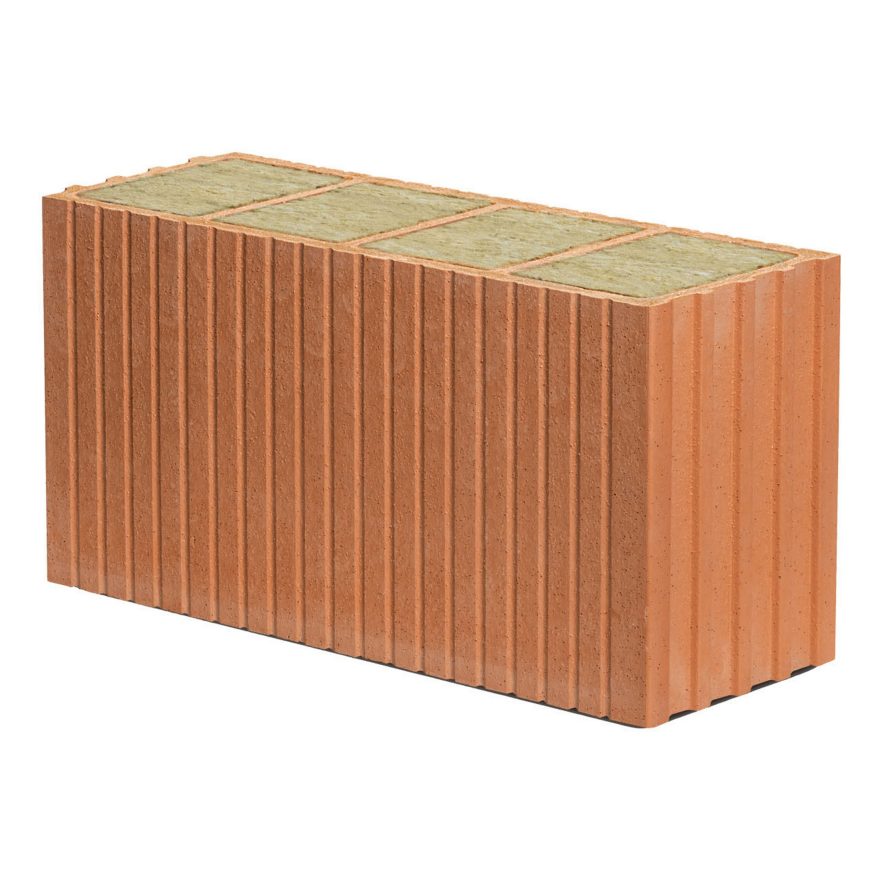 Porotherm PLANA+ Revolution 18, tramezza in laterizio rettificata da 18 cm di spessore riempita con lana di roccia. Ideale per interventi di riqualificazione energetica e per ristrutturazioni edilizie, può essere utilizzata anche come cappotto in laterizio.