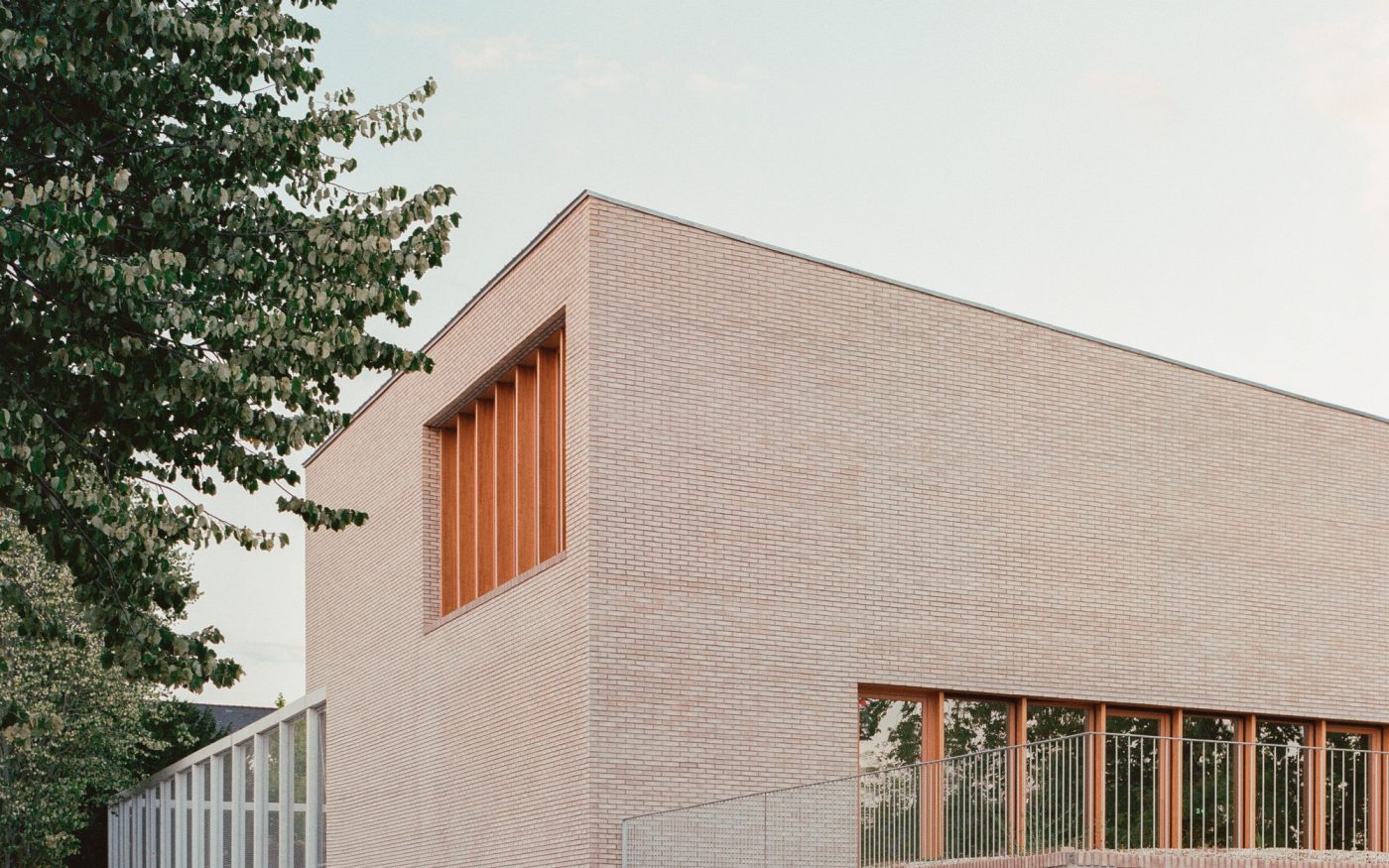 Brick Award 24 Nominee Alice Guy School, Category Sharing public spaces, Architect: Raum