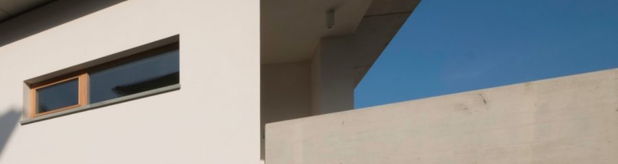 Outside details of Domus 2020 house new construction with Porotherm BIO PLAN 38 T