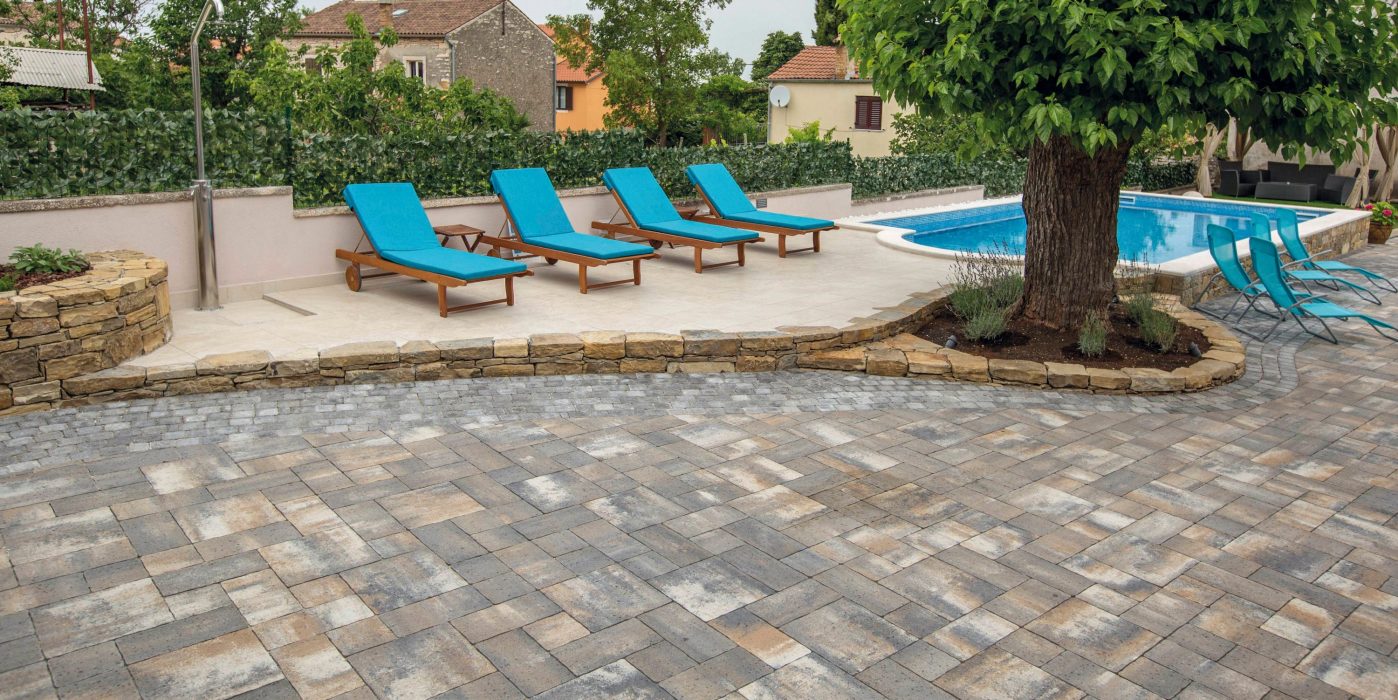 Autobloccanti esterni con facile riparazione