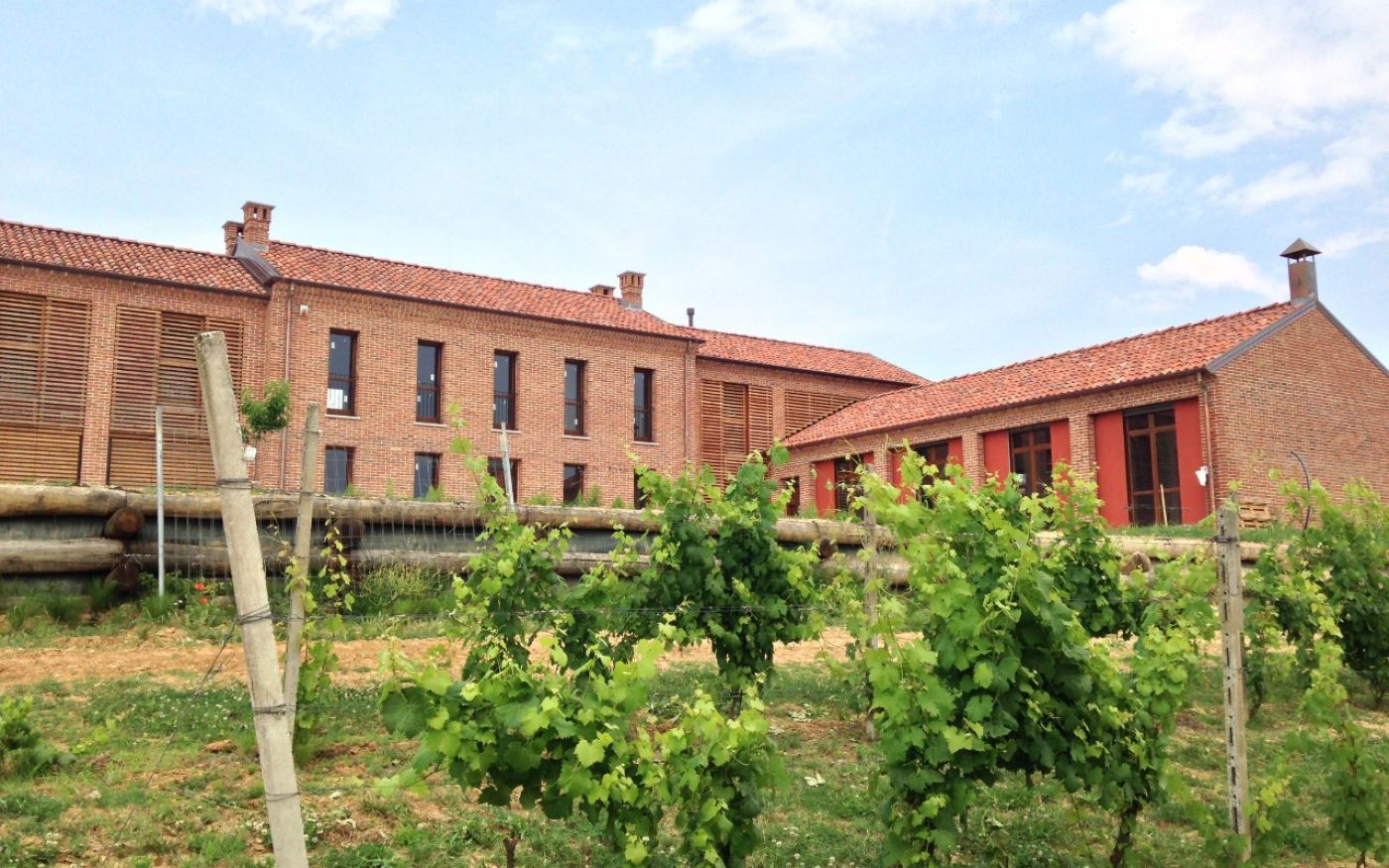 Screws of Farmhouse Casa Durando renovation with Porotherm BIO PLAN 45