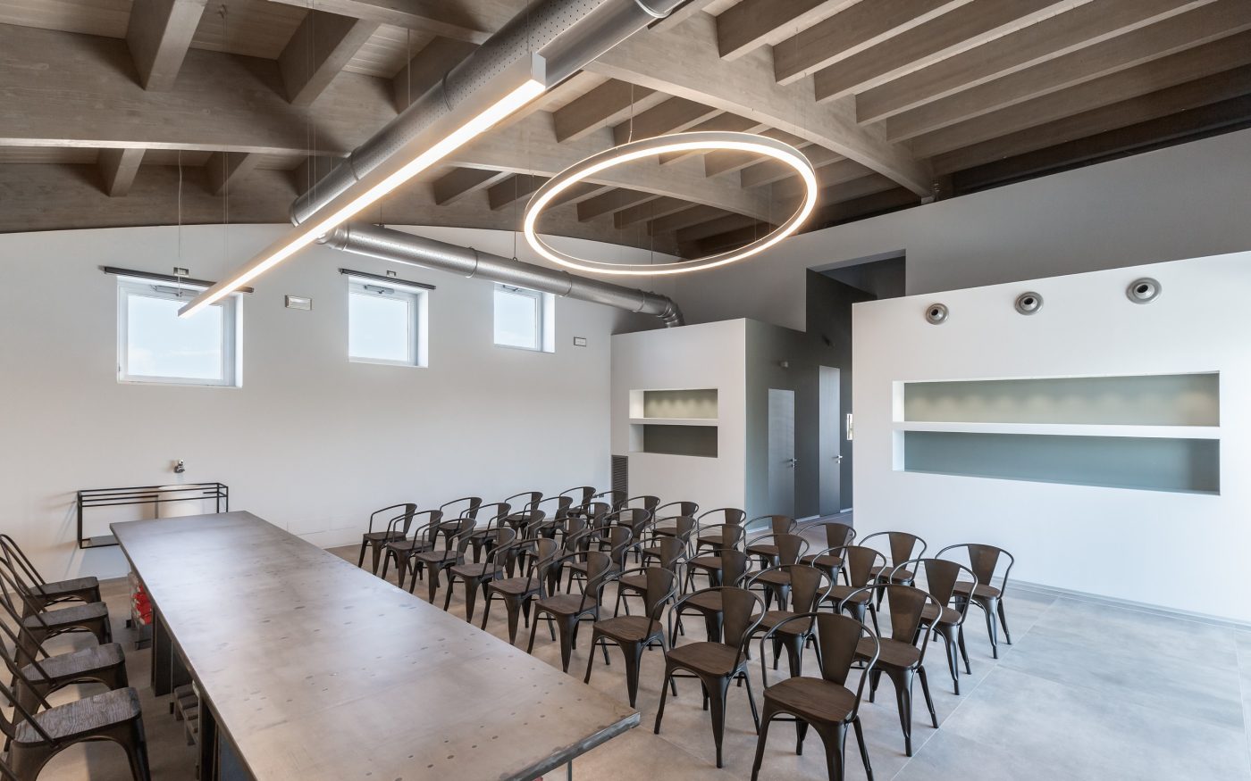 Internal training room Edilpalmieri Bigmat dealers new construction with Porotherm BIO PLAN 45 T