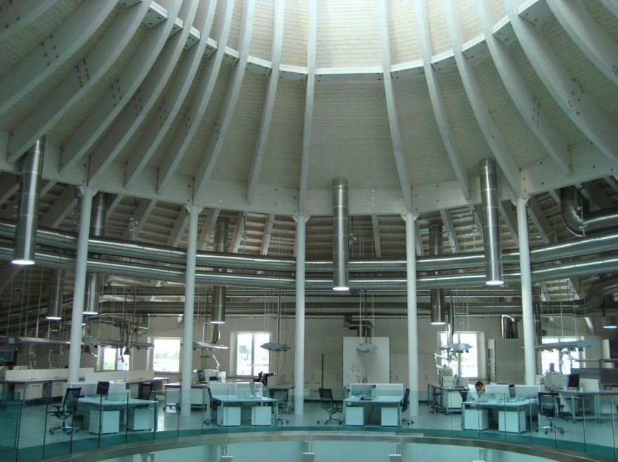 Internal laboratories Kerakoll GreenLab new construction with Porotherm