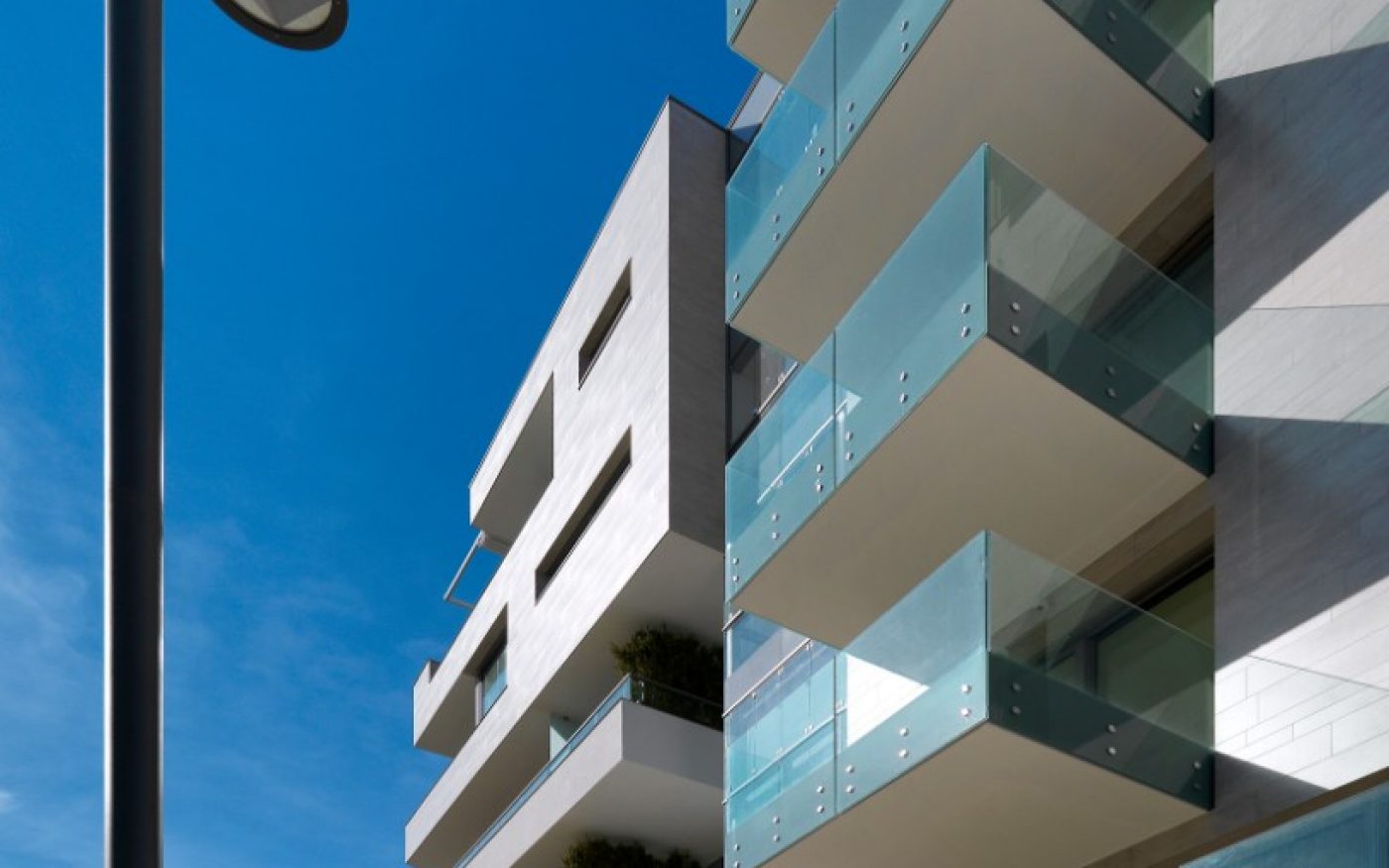 External details of multi family house Teatro 1 di Udine new construction with Porotherm BIO PLAN