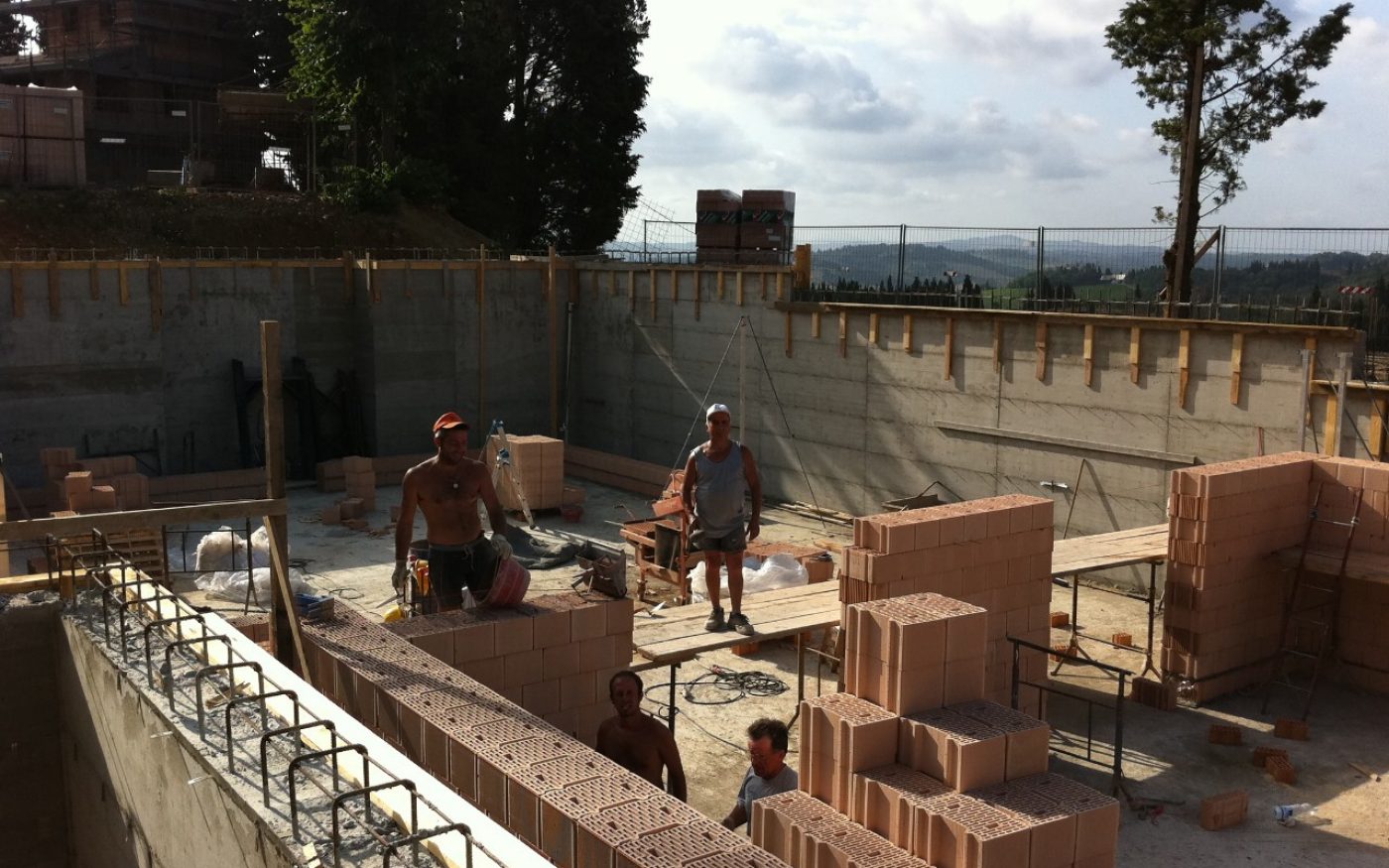 Building site Borgo Lo Scopeto di Montelupo Fiorentino new construction with Porotherm BIO PLAN 38