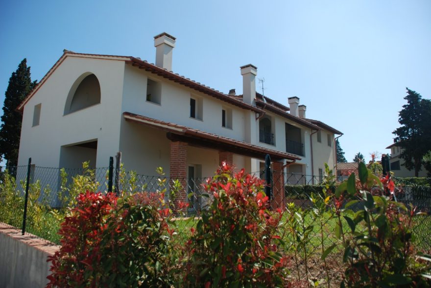 House of Borgo Lo Scopeto di Montelupo Fiorentino from the garden new construction with Porotherm