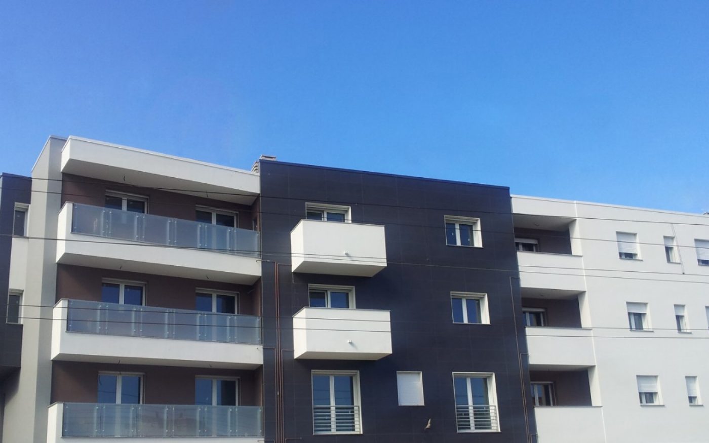 Overview multi family house Pesaro di EdilT Costruzioni new construction with Porotherm BIO PLAN 42,5 T