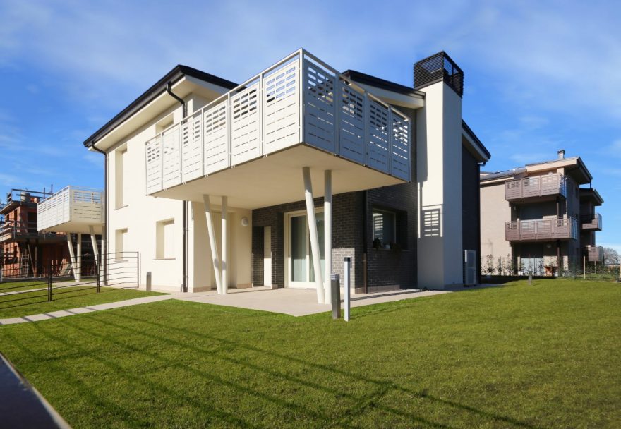 Half open and multi family house Casainverde new construction with Porotherm PLANA+