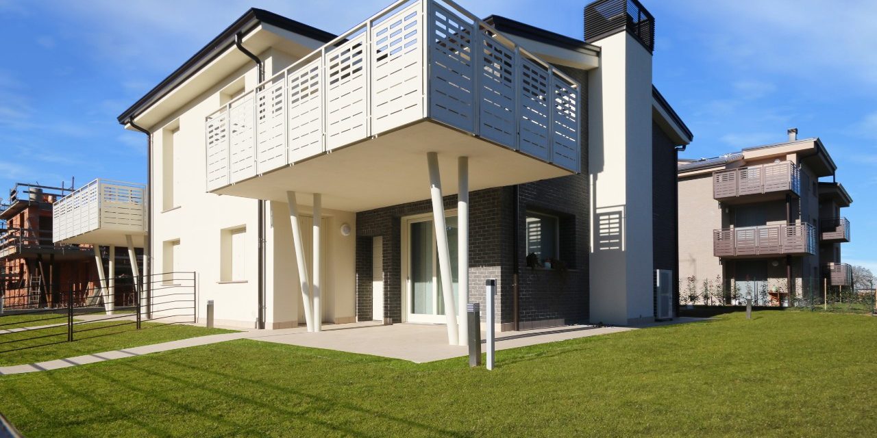 Half open and multi family house Casainverde new construction with Porotherm PLANA+