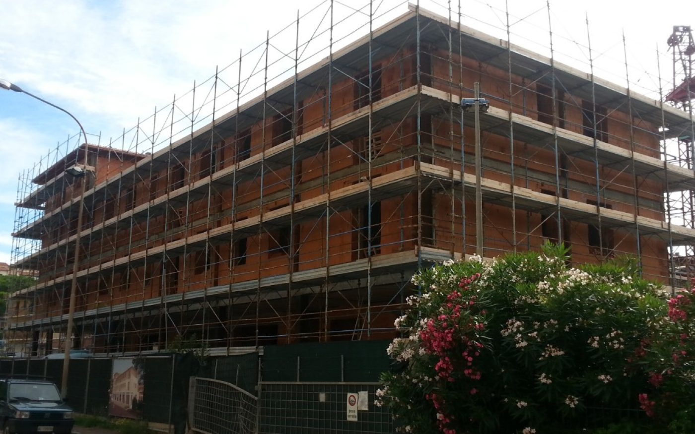 Building site Pardi architect Isola d'Elba new construction with Porotherm BIO PLAN 45 T