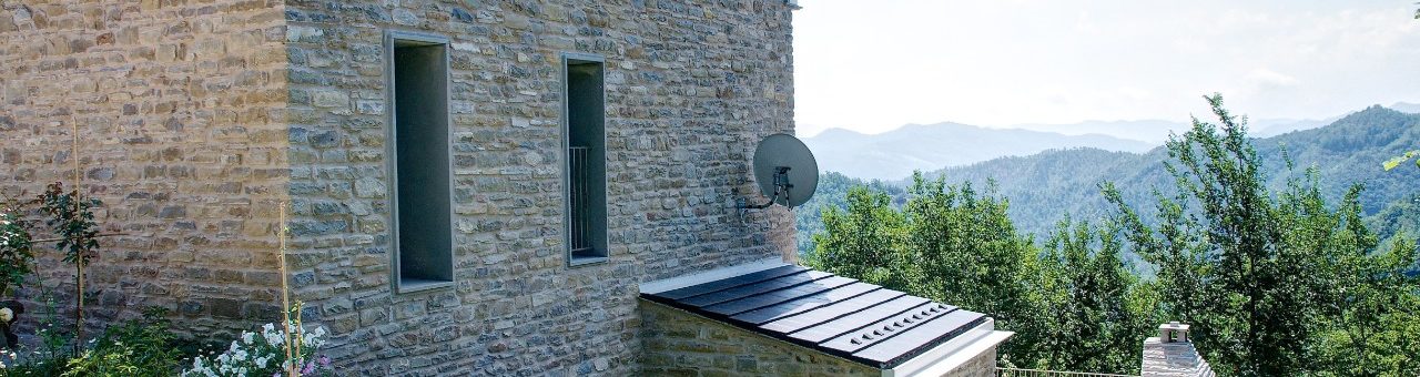 Ristrutturazione di un edificio rurale del podere del tiglio
