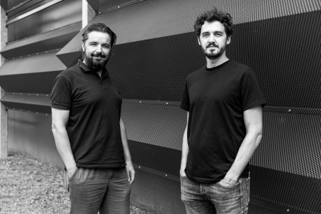 Architetti progettisti del progetto Casa Armadillo nello studio michielizanatta