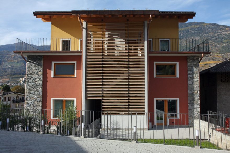 External of multi family house Aosta renovation with Porotherm
