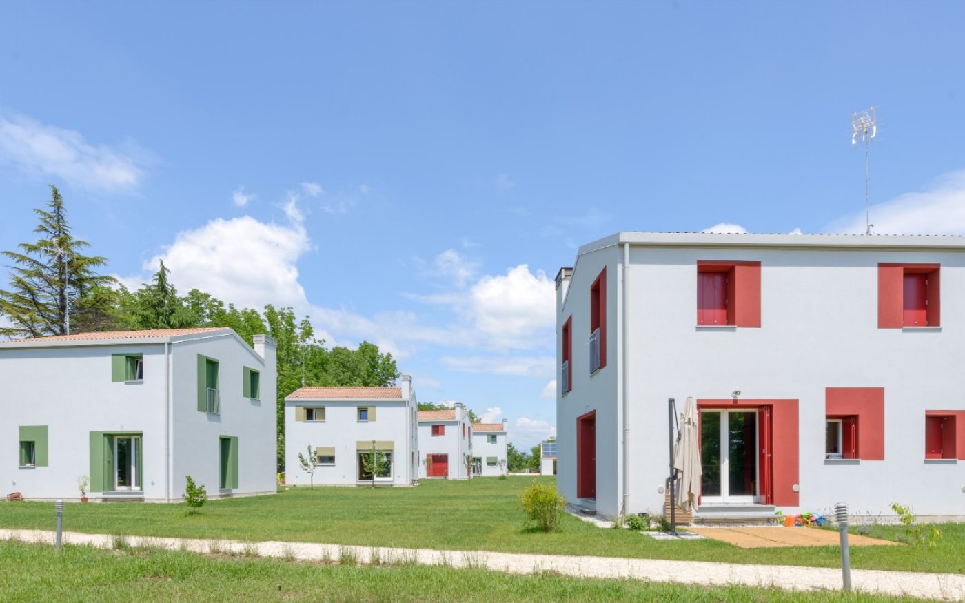Single family house co-housing to Villorba of Tamassociati architects new construction with Porotherm BIO PLAN 30